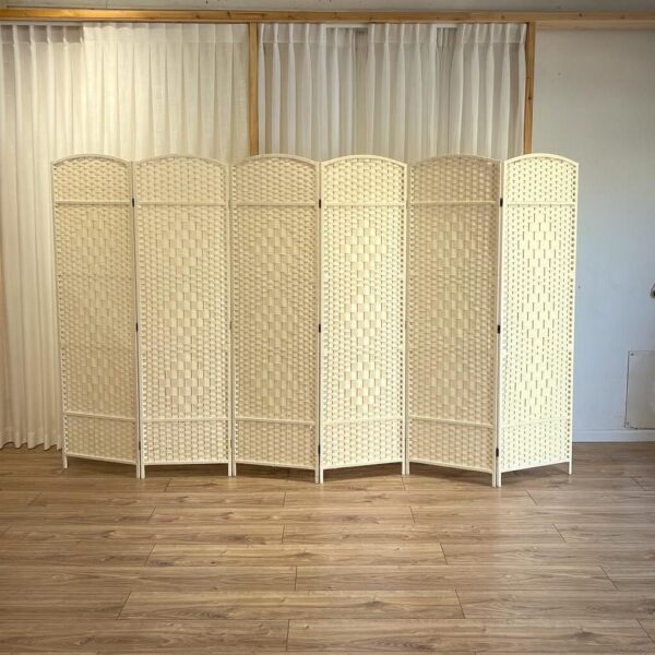 פרגוד קש קלוע במבחר צבעים 4 מטר