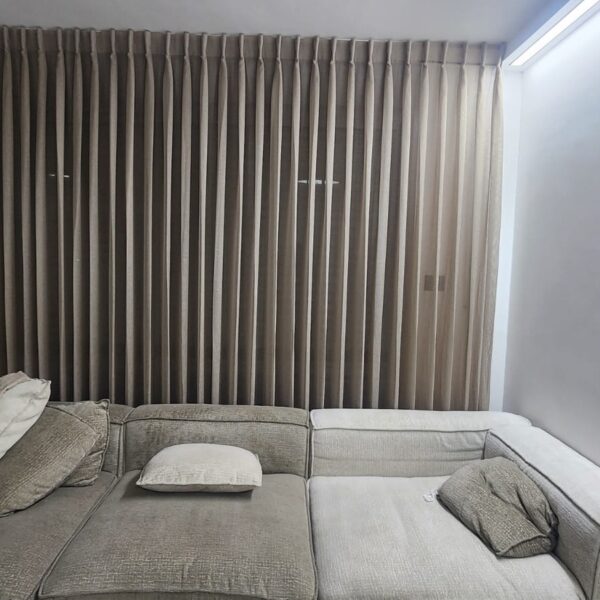 וילון פשתן ״ערבה״ עדין צבעוני